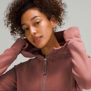 Lululemon Scuba Hoodie *Light Cotton Fleece
Spiced Chai